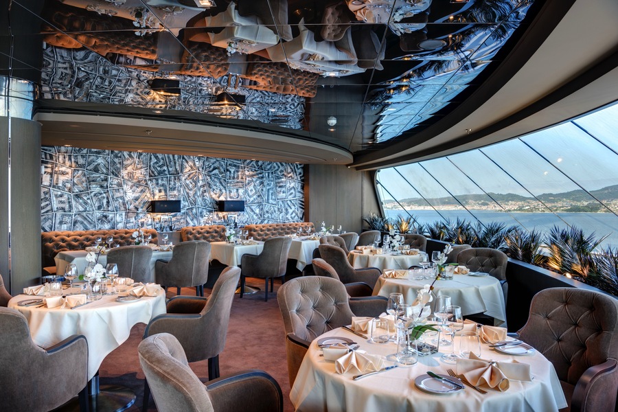MSC Cruises MSC Meraviglia MSC Yacht Club Restaurant - Credits - MSC Rights - Ivan Sarfatti 1.jpg